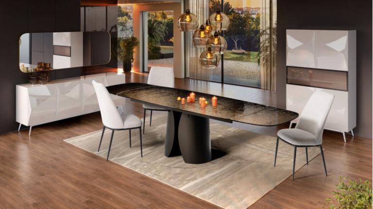 OTTO extendable dining table | Molten glass