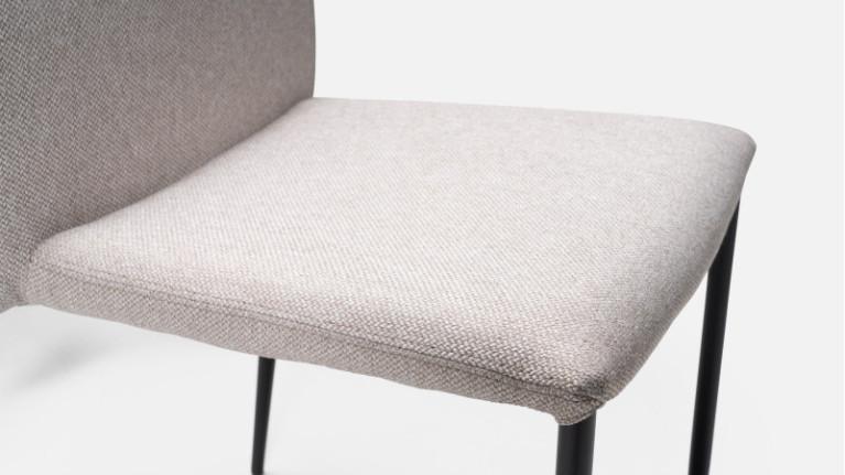 POLA chair | Customize yours