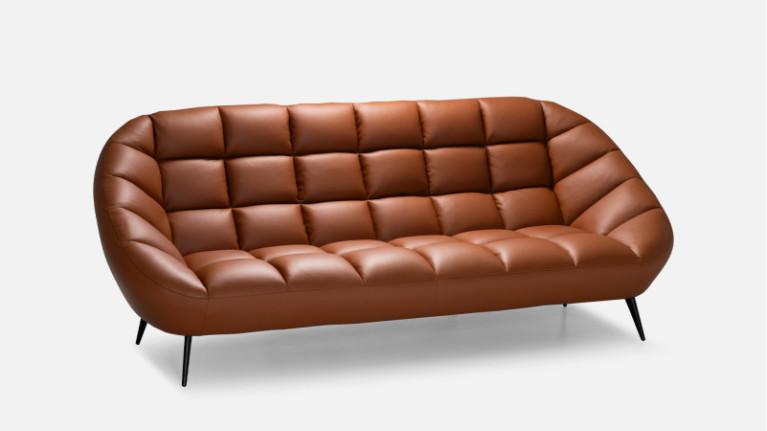3-seater leather sofa DIAMANT | A refined vintage interior