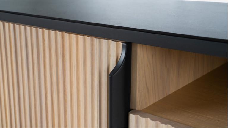 CANNELE TV stand | Soft, harmonious curves