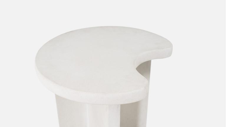 Bout de canapé MOLLIS l To be combined with its curly fabric armchair