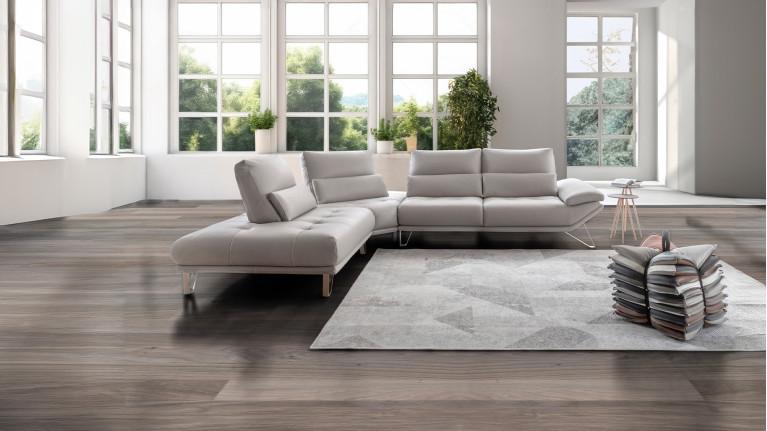 FLY leather corner sofa | A contemporary living room