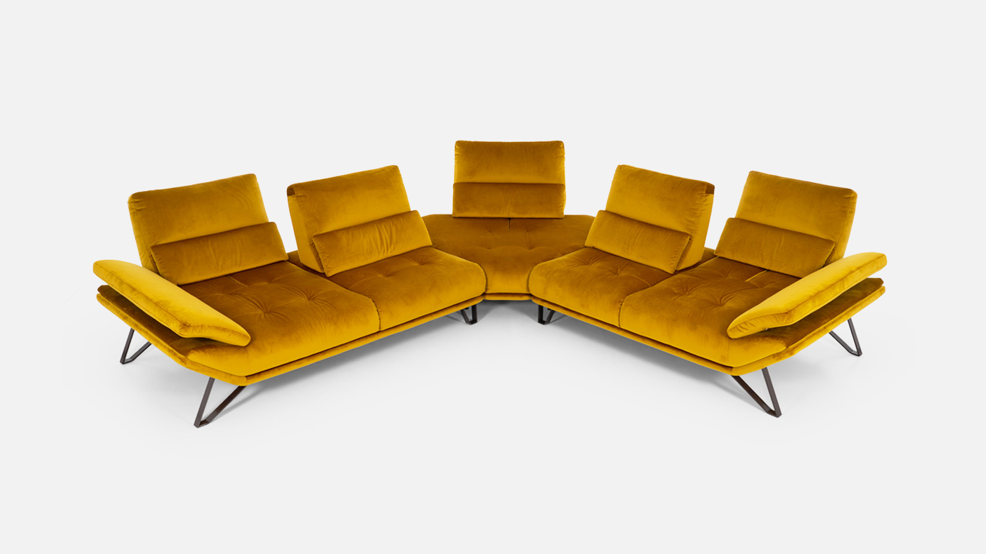FLY corner sofa | A mustard-yellow velvet-look living room