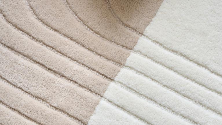 SAFFRON WAVES rug| 100% New Zealand wool