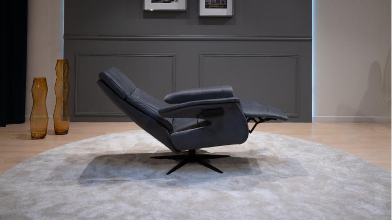 GUSTAV 3-motor electric recliner