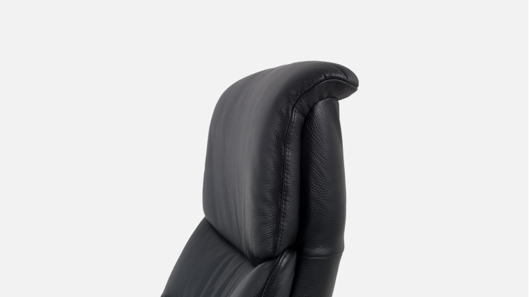 KOOL electric recliner | 100% customizable - 3 sizes