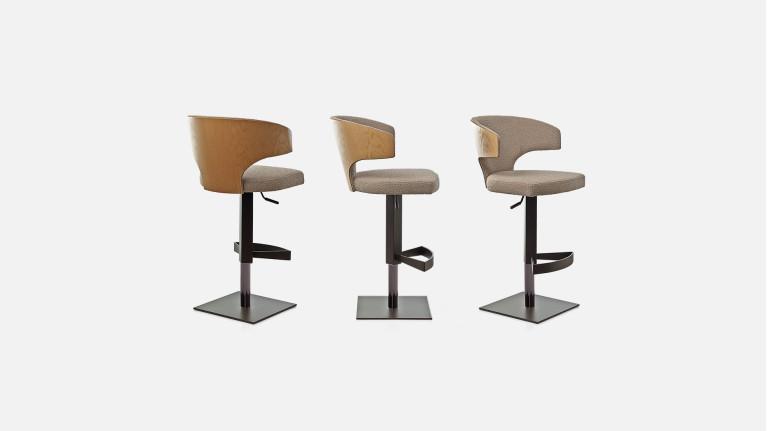 WING bar stool | Play the contemporary card