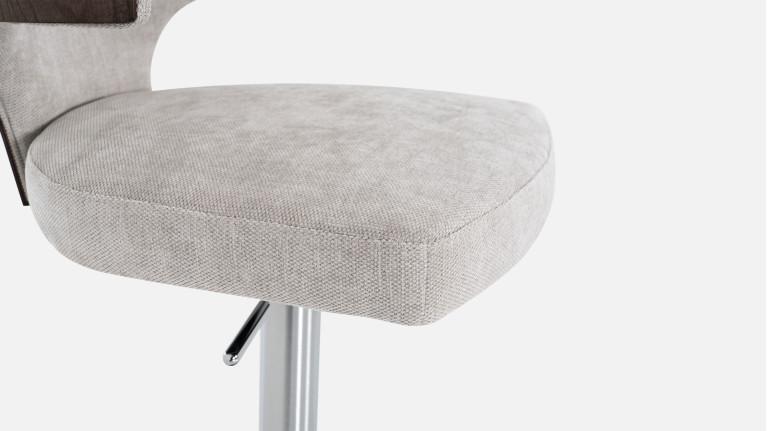 WING bar stool | Play the contemporary card