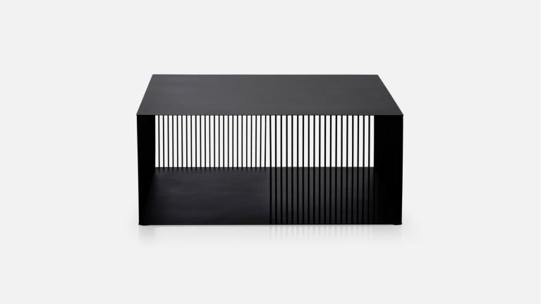 Coffee table VEIL | Aerial design