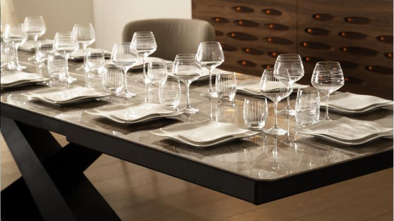 Extendable ceramic dining table ECLIPSE | Table XL