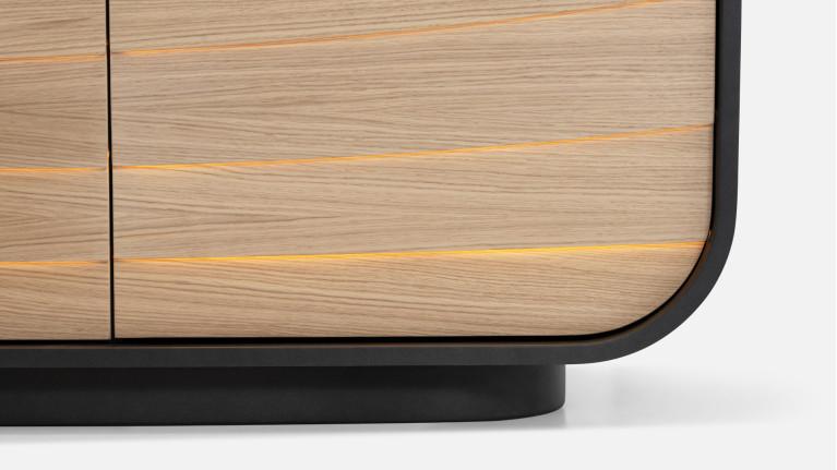 NOVA 4-door sideboard | Oak and light play