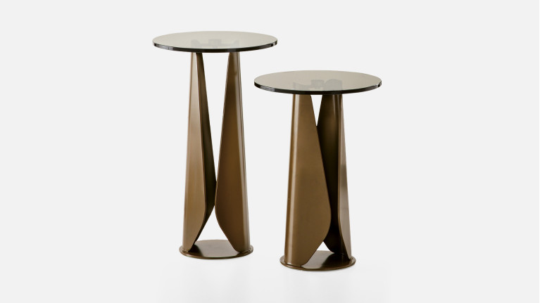 Bout de canapé TILE