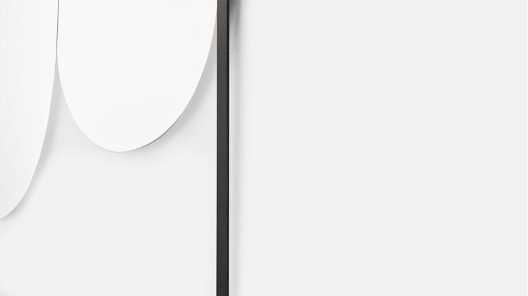 Mirror SQUEEZE | Designed by Paul Cocksedge