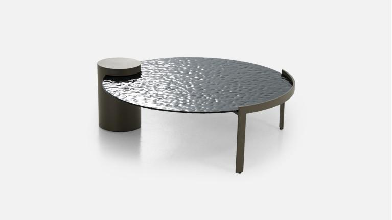 FOGGIA coffee table | Elegance sculpted by light