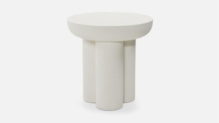 Bout de canapé RITA | Simplicity with a touch of elegance