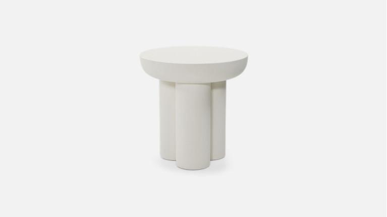 Bout de canapé RITA | Simplicity with a touch of elegance