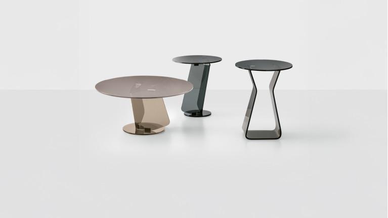 Coffee table MIRAGGIO | Design in curved glass and tempered top