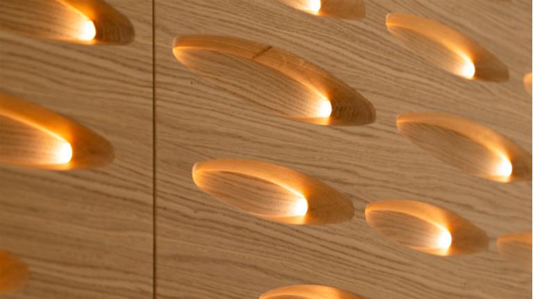 Buffet OROS 2 sliding doors | Sculptural and luminous design