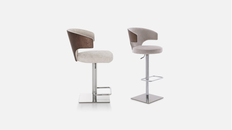 WING bar stool | Play the contemporary card