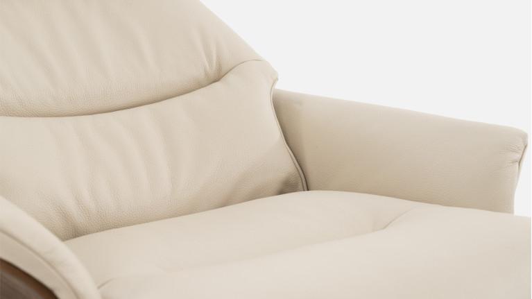 JULIO leather manual recliner | Comfort and elegance