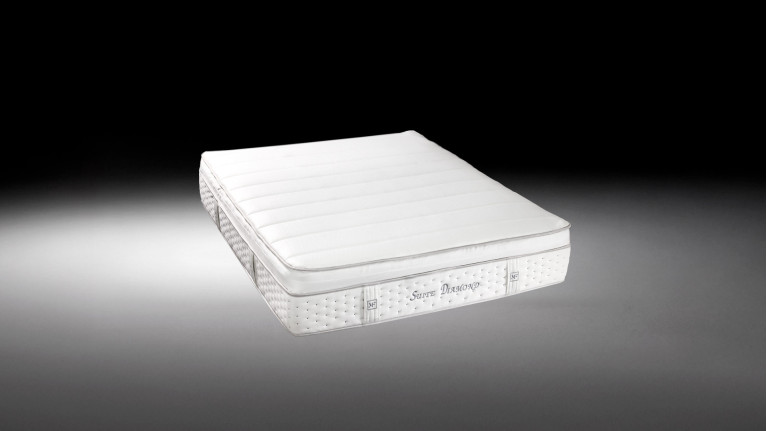 SUITE DIAMOND mattress | Firm support with choice of mattress topper