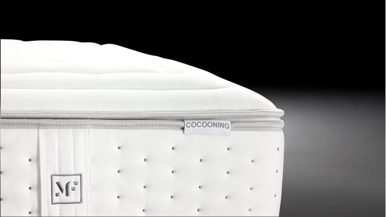 Matelas SUITE PLATINUM | Confort ferme et surmatelas au choix