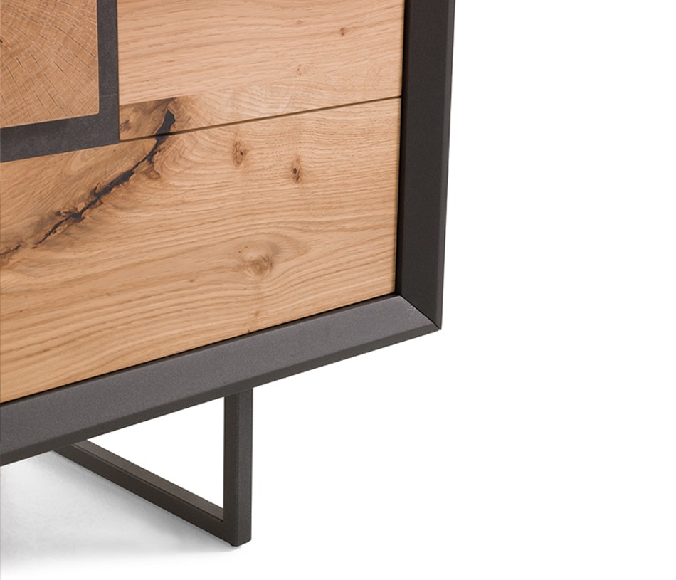 Buffet 3 portes CHALET - Donnez du volume à vos pièces avec cette collection de meubles en bois