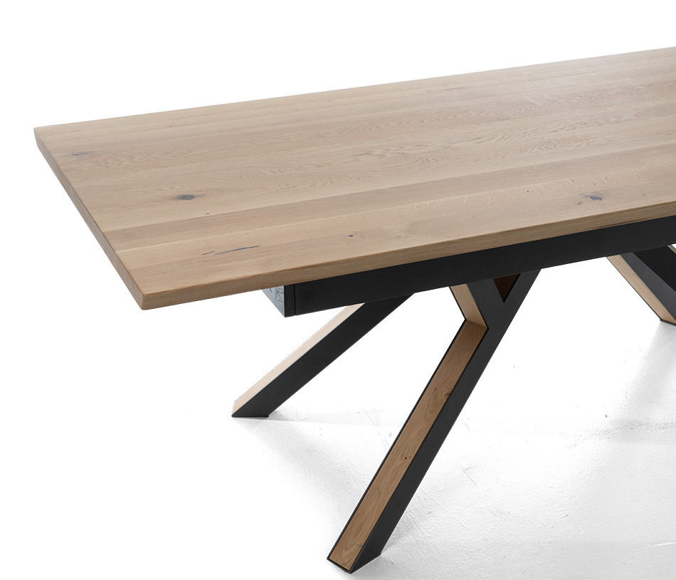 Table RELIEF en chêne massif et métal