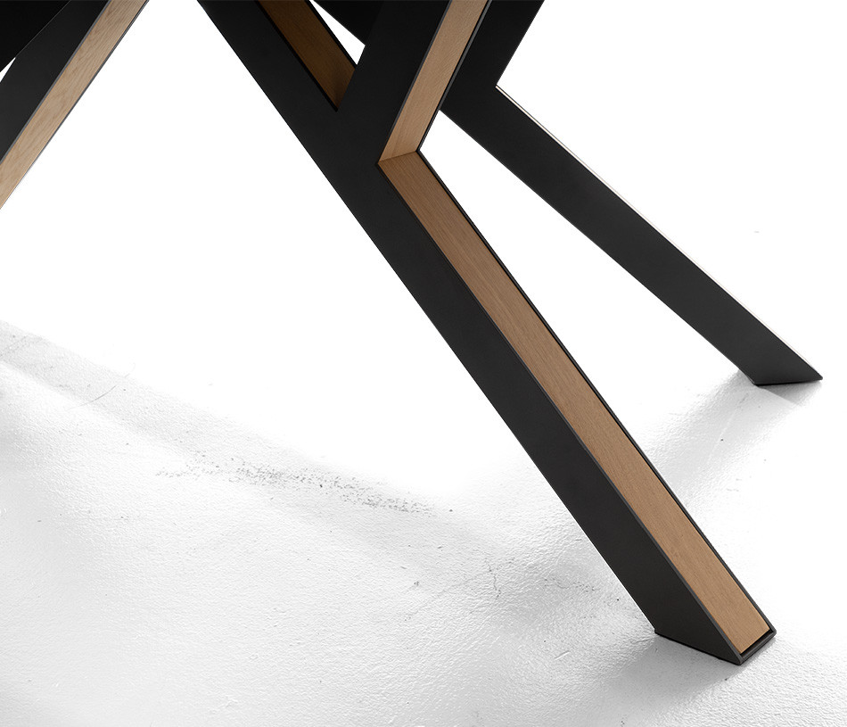 Table RELIEF en chêne massif et métal